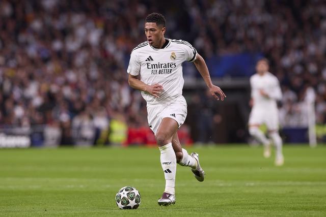 场上移动更 场上移动更